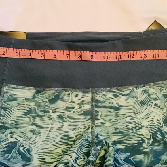 💙❤️ Under Armour HeatGear Ankle Legging Size XL - Picture 2 of 9